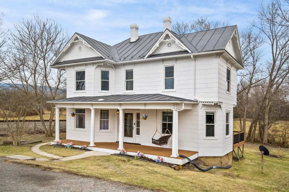 1681 New Hope And Crimora Rd, Crimora, VA 24431 - #1