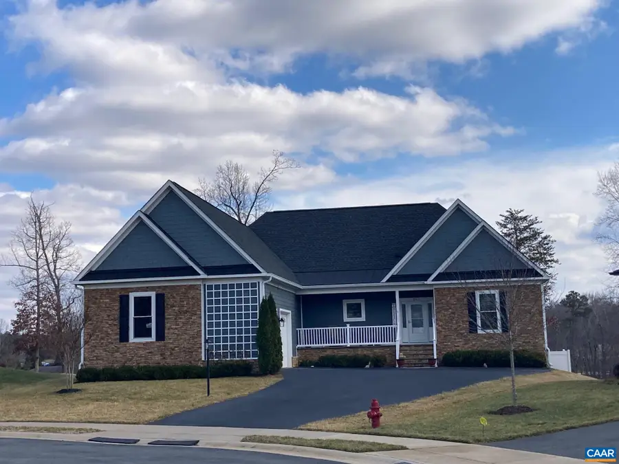 267 Heritage Dr, Zion Crossroads, VA 22942 - #2
