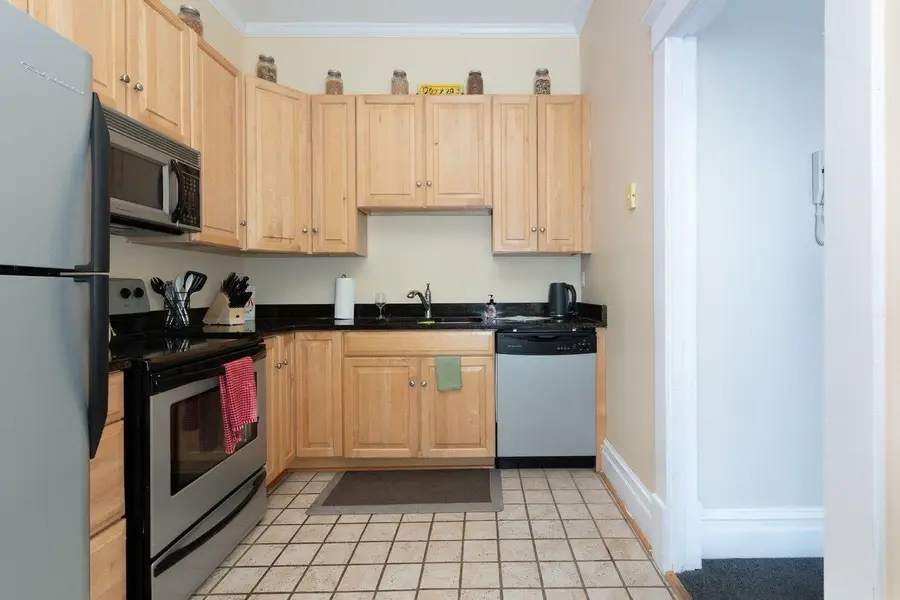 117 W Frederick St #2, Staunton, VA 24401 - #3