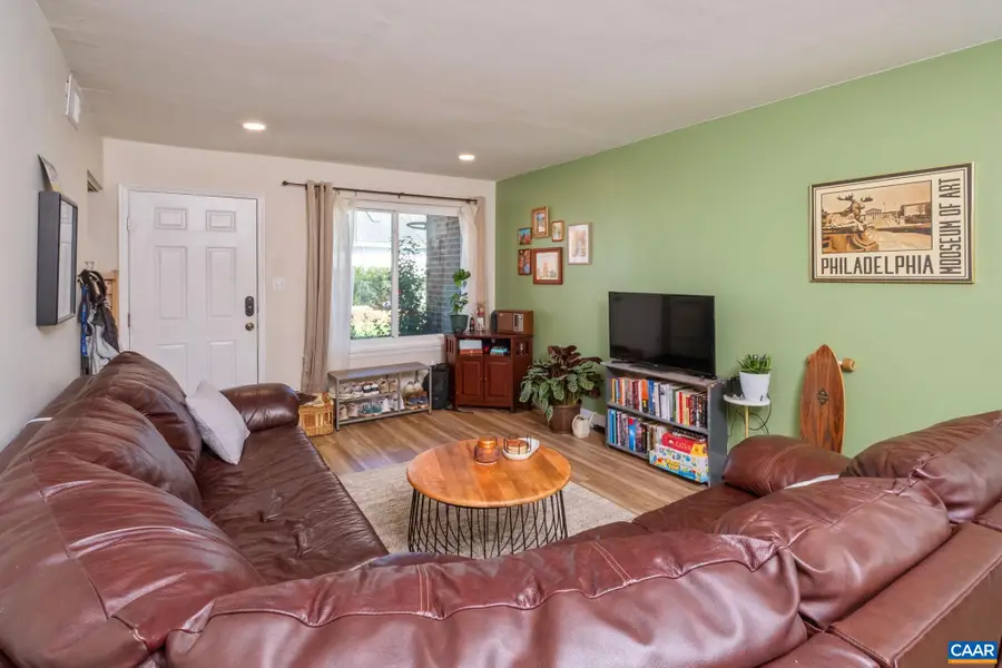 1908 Inglewood Dr #B, Charlottesville, VA 22901 - #3