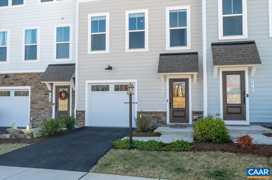 5963 Mccomb St, Crozet, VA 22932 - #2