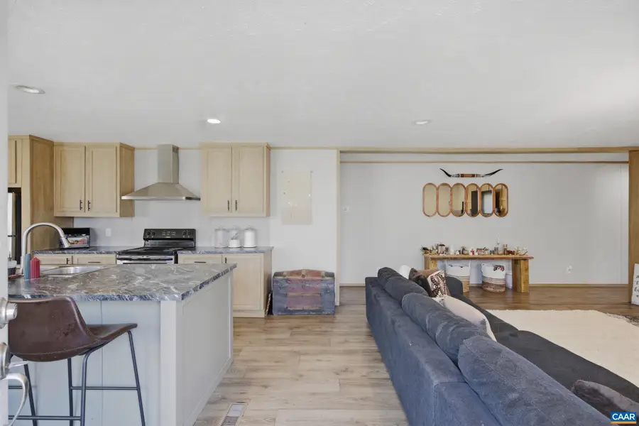 215 Bunnys Trl, Louisa, VA 23093 - #3