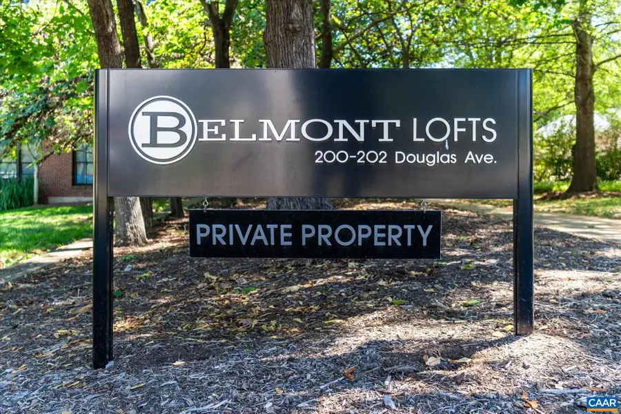 202 Douglas Ave #3D, Charlottesville, VA 22902 - #3