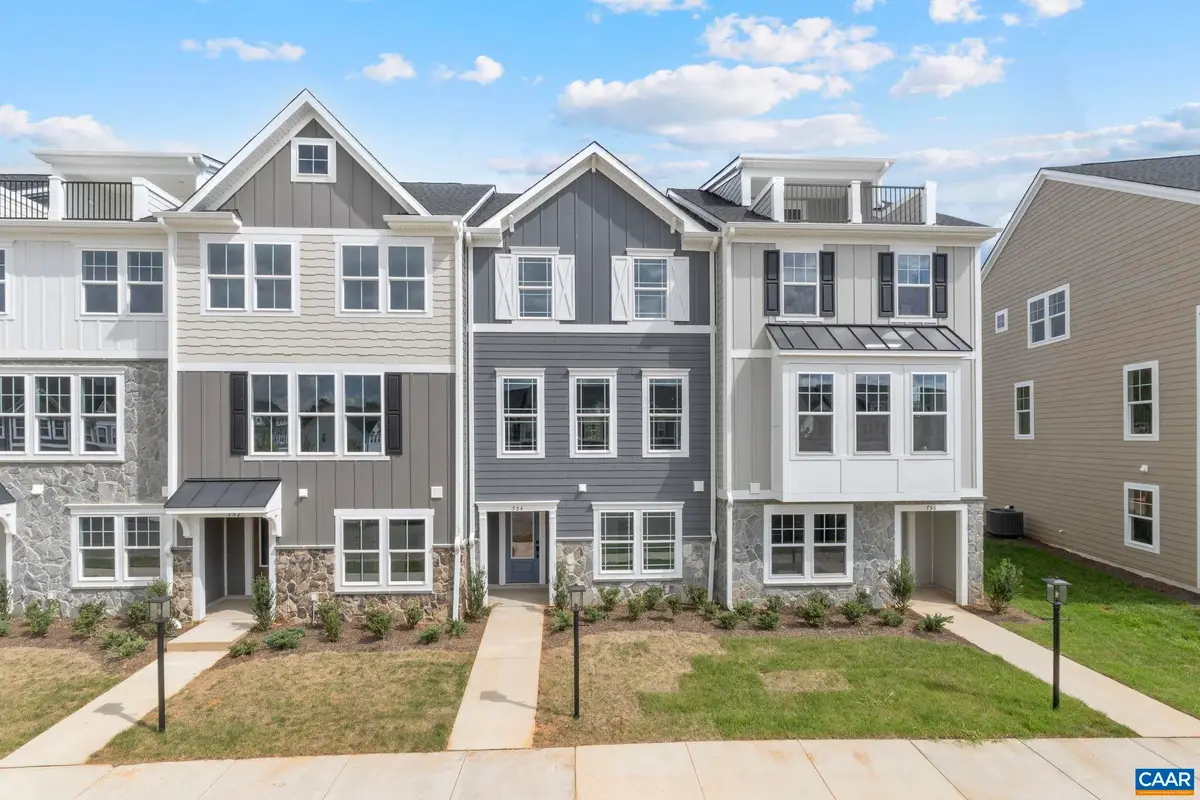 136 Park Ridge Dr, Crozet, VA 22932 - #1