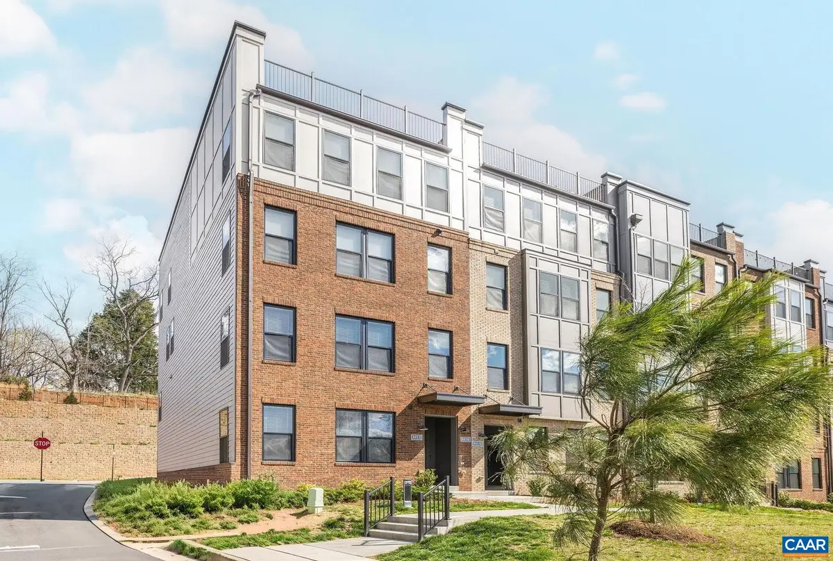 803 Wesley Ln #A, Charlottesville, VA 22911 - #1