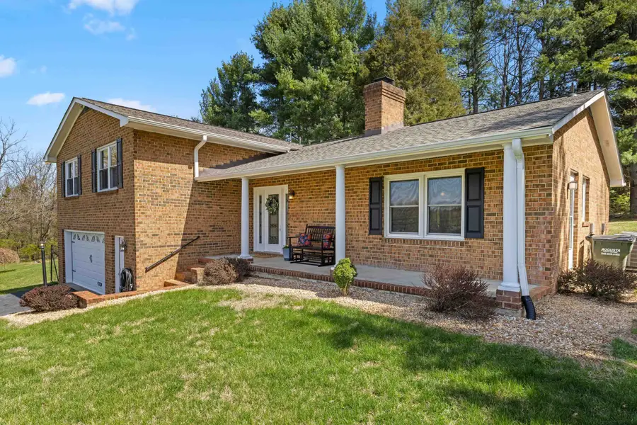 249 Cattle Scales Rd, Waynesboro, VA 22980 - #3