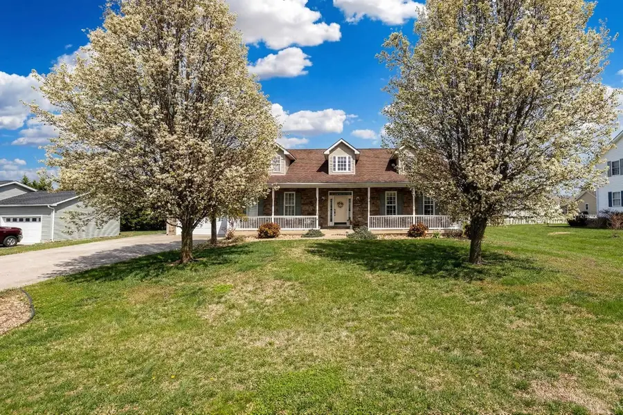 154 W Wanda St, Stanley, VA 22851 - #2