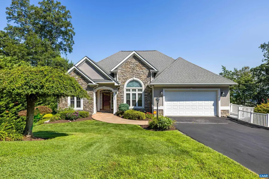 137 Diamond Ct, Harrisonburg, VA 22801 - #2
