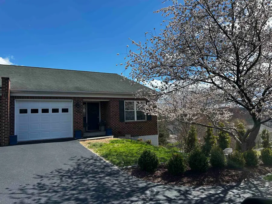 4003 Pirkey Ln, Massanetta Springs, VA 22801 - #2