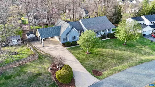 18 Forest View Ln, FISHERSVILLE, VA 22939