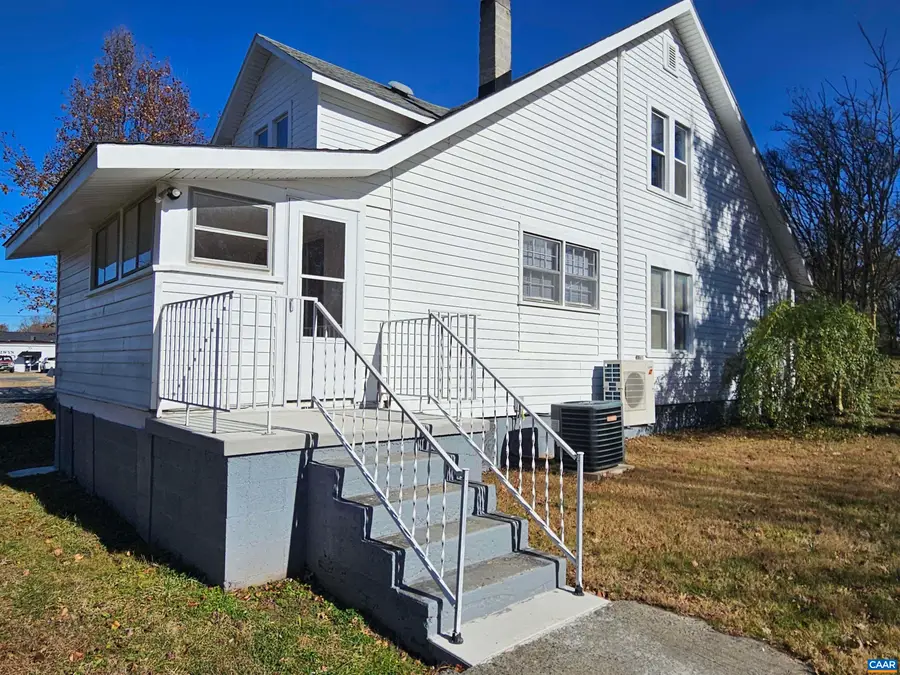 74 Conner St, Dillwyn, VA 23936 - #3