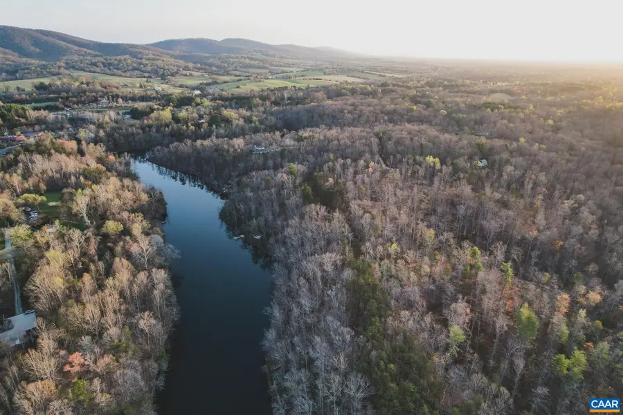 42 Shadwell Rd, Keswick, VA 22947 - #2