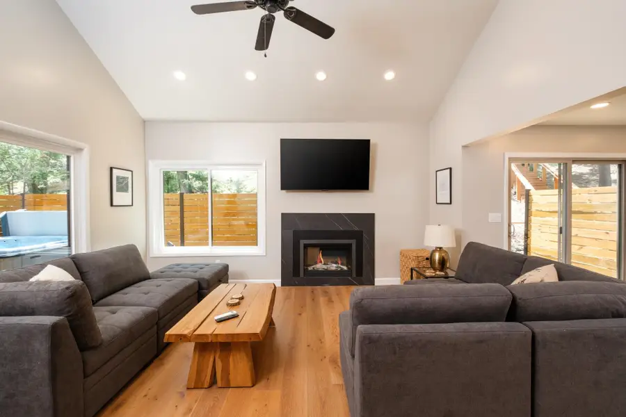 3770 Ericksen Cir, McGaheysville, VA 22840 - #2