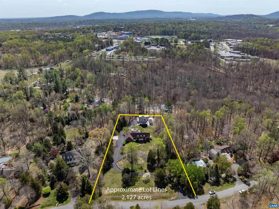 155 Ivy Ridge Rd, Charlottesville, VA 22901 - #2