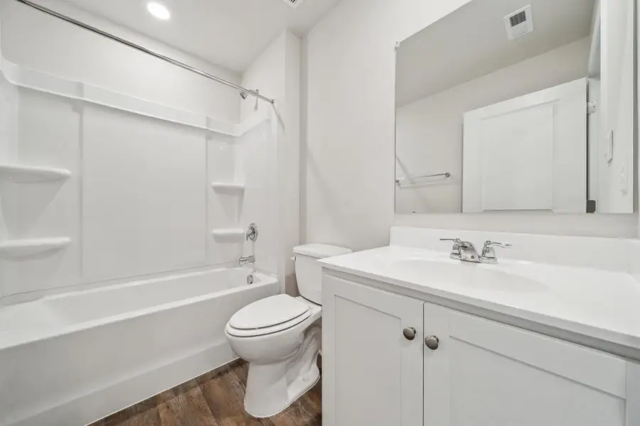 105 Fieldcrest Ln, Staunton, VA 24401 - #3