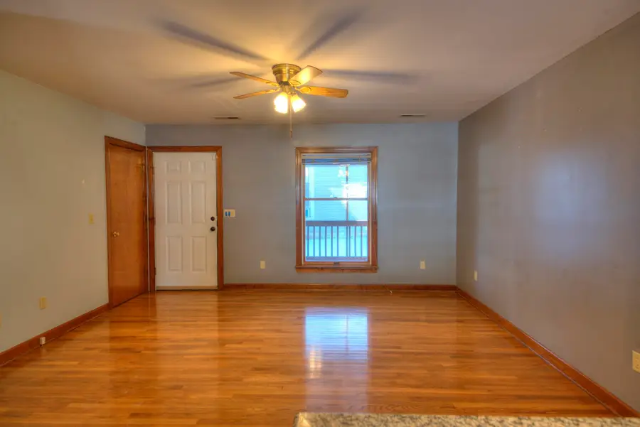 405 S Linden Ave #1, Waynesboro, VA 22980 - #3