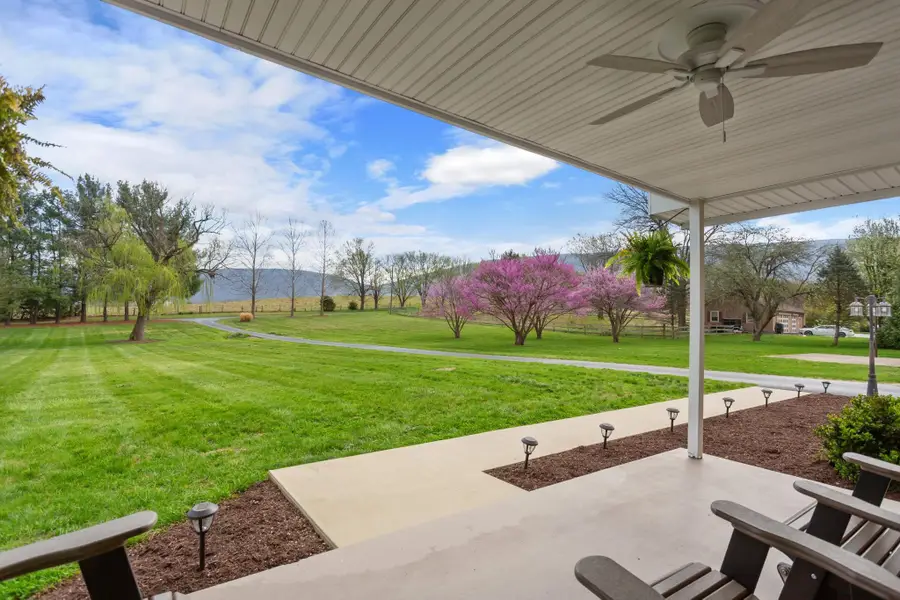 549 Arrowhead Ln, New Market, VA 22844 - #2