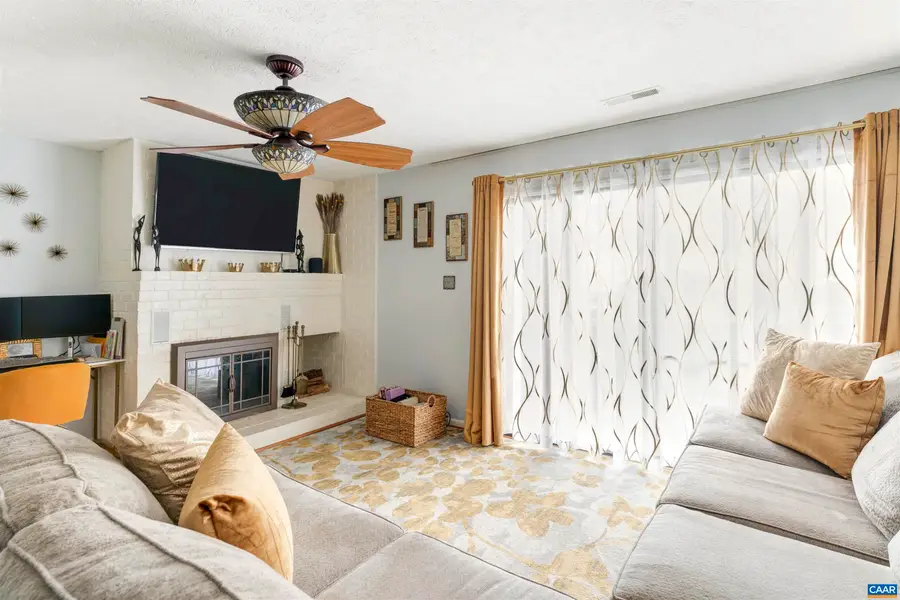 114 Turtle Creek Rd #1, Charlottesville, VA 22901 - #2