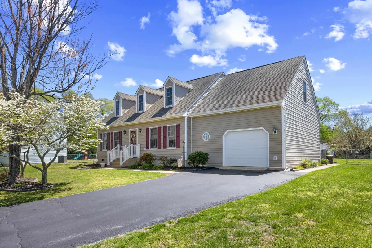 45 Ledyard Ct, Stuarts Draft, VA 24477 - #1