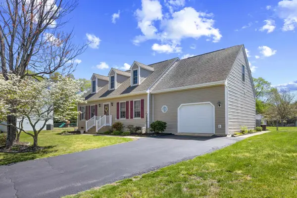 45 Ledyard Ct, STUARTS DRAFT, VA 24477