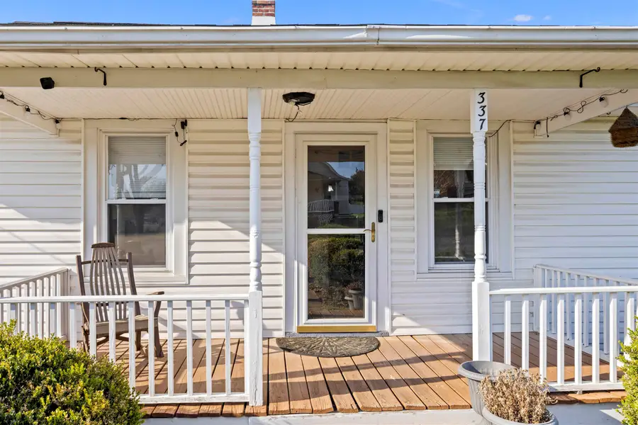 337 Mary Gray Ln, Staunton, VA 24401 - #2