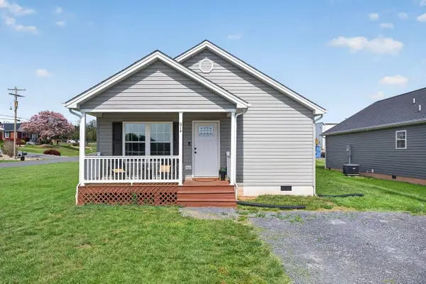 614 S Second St, SHENANDOAH, VA 22849