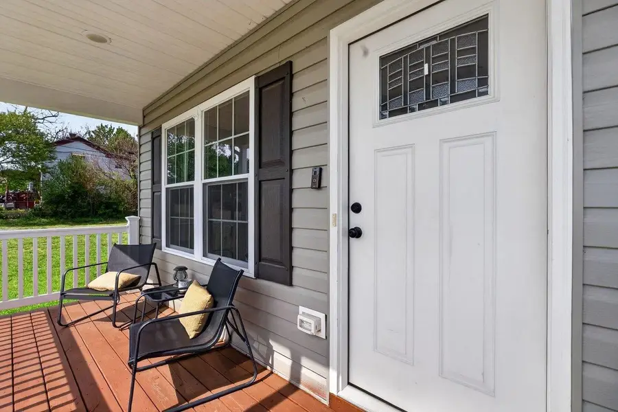 614 S Second St, Shenandoah, VA 22849 - #3