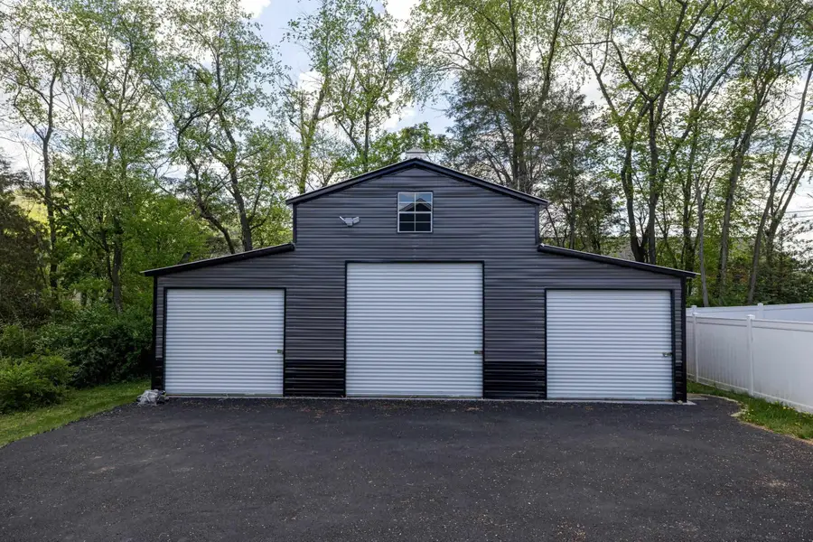 206 W Summit Ave, Elkton, VA 22827 - #3