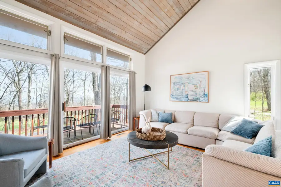 44 East Catoctin Dr, Wintergreen Resort, VA 22967 - #2