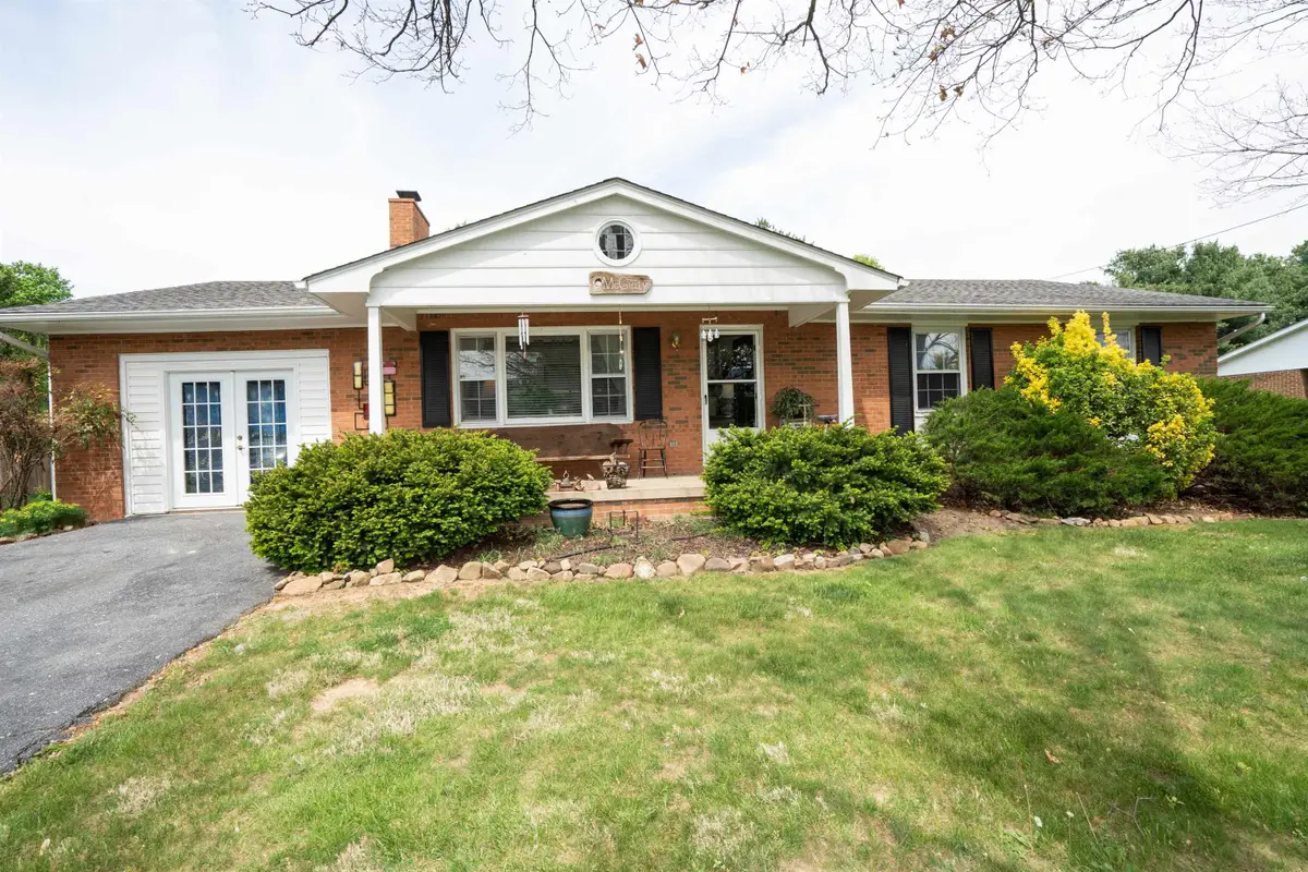 9839 Massanutten Ave, New Market, VA 22844 - #1