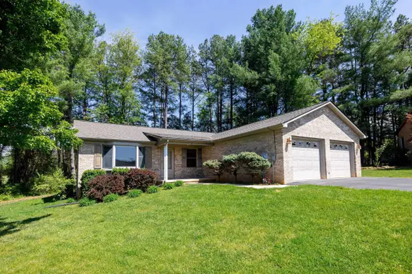 7 Blue Ridge Ct, LURAY, VA 22835