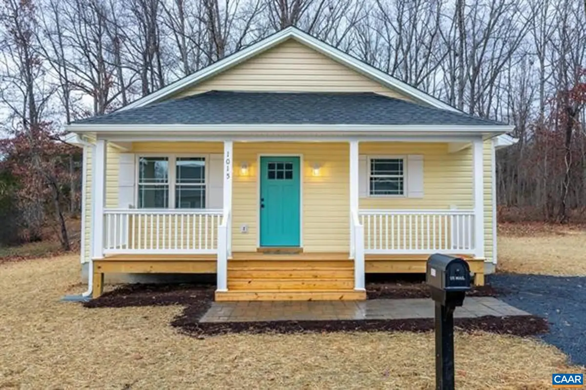 1015 Gardner St, Waynesboro, VA 22980 - #1