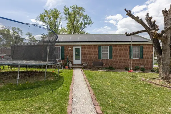 195 5th St, HARRISONBURG, VA 22802