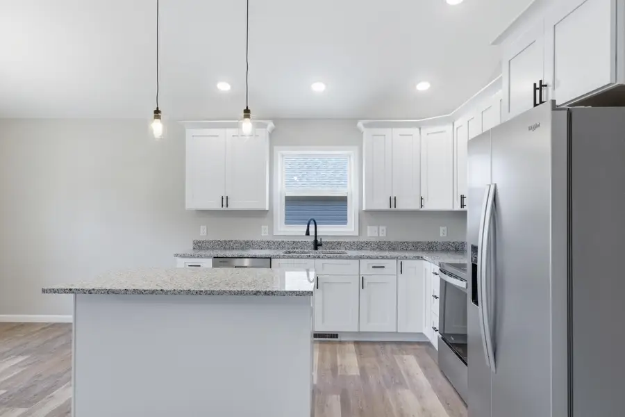 342 W Fairfax Ave, Elkton, VA 22827 - #3