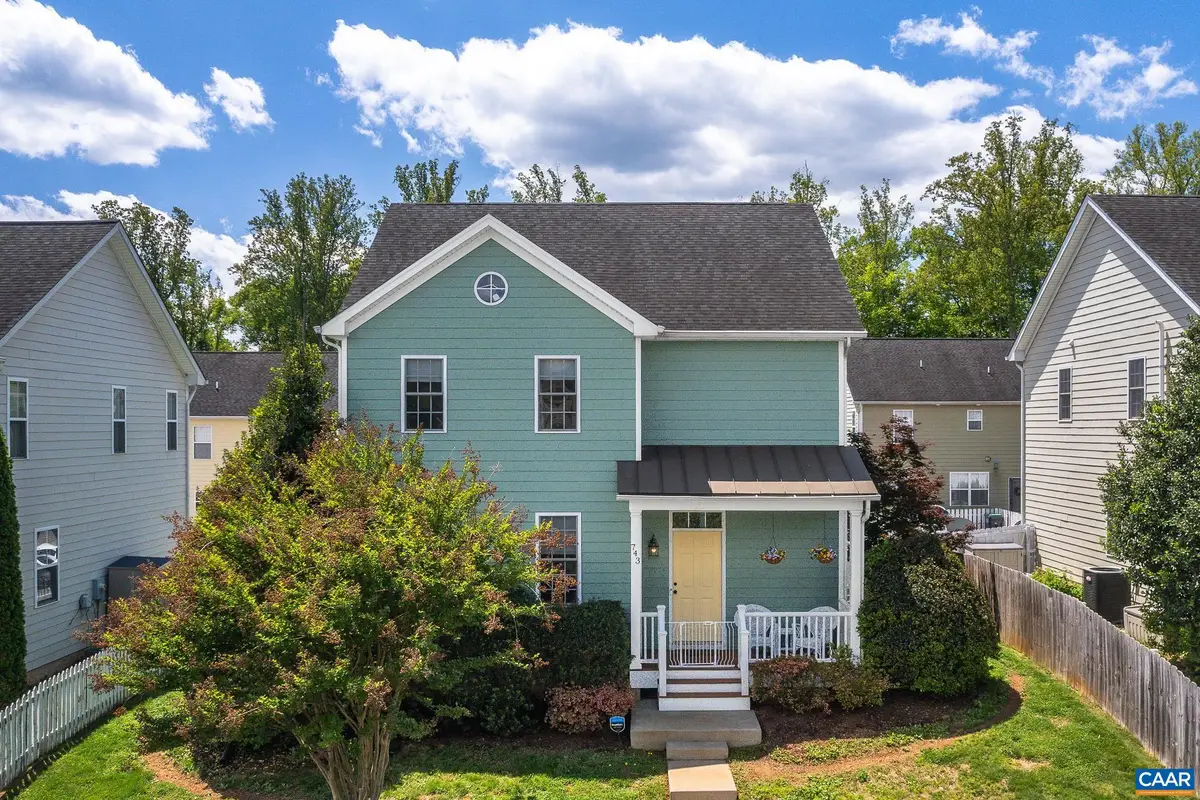 743 Country Green Rd, Charlottesville, VA 22903 - #1
