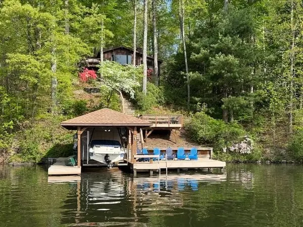 603 N Lakeshore Dr, LOUISA, VA 23093