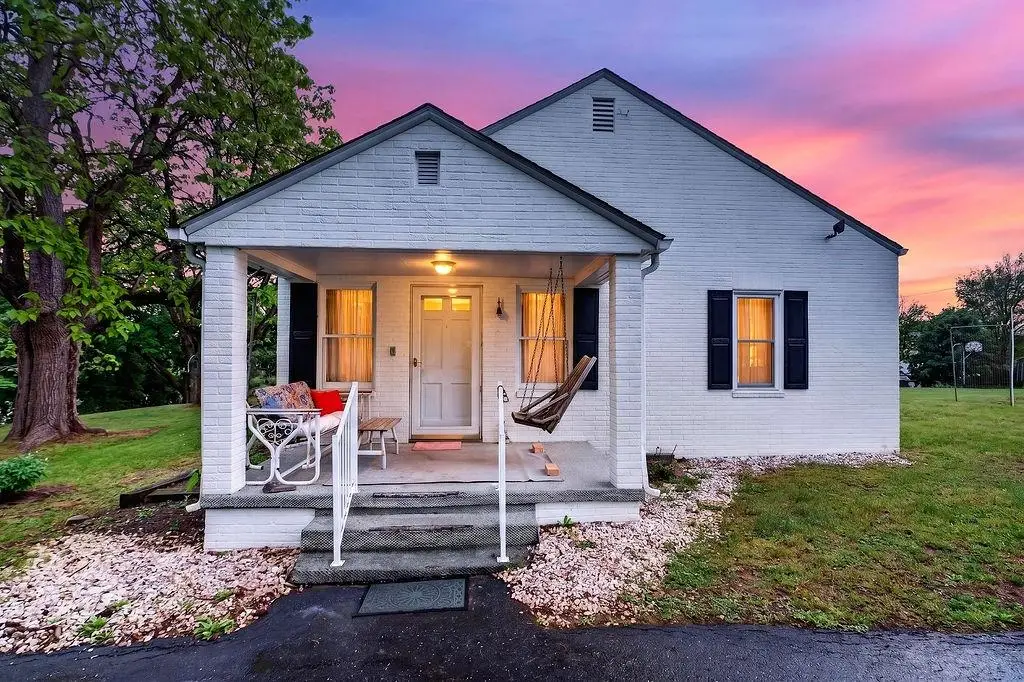 23 Montrose Dr, Fishersville, VA 22939 - #1
