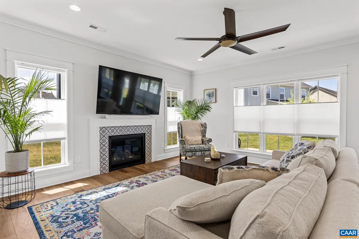 3297 Thicket Run Dr, Charlottesville, VA 22911 - #1