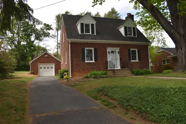 139 Crompton Rd, WAYNESBORO, VA 22980