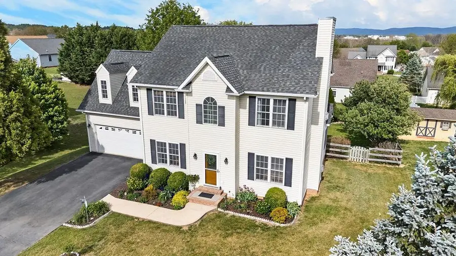 106 Bowmans Run Dr, Stuarts Draft, VA 24477 - #3