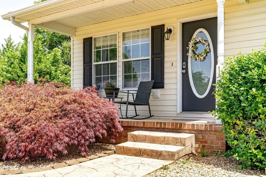 122 Kittiwake Ct, Elkton, VA 22827 - #3