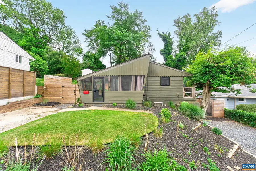 1408 Baker St #A & B, Charlottesville, VA 22903 - #2