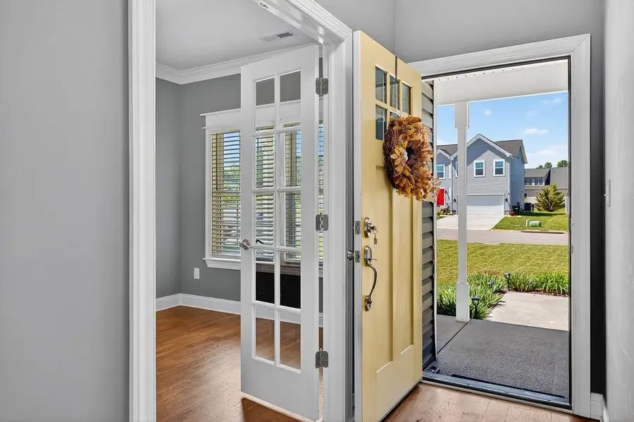 145 Paige St, Waynesboro, VA 22980 - #3