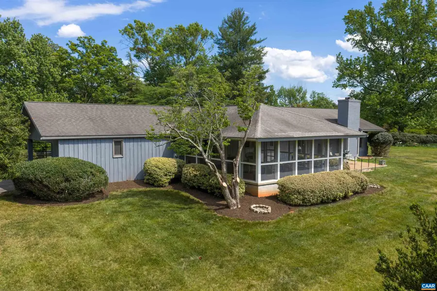 1221 West Leigh Dr, Charlottesville, VA 22901 - #2