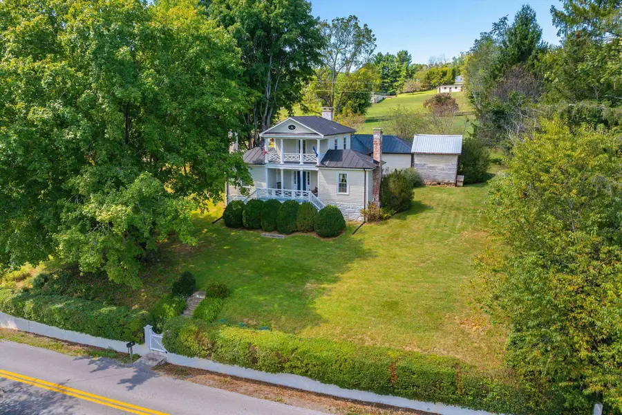 19 Mt Hermon Rd, Middlebrook, VA 24459 - #2