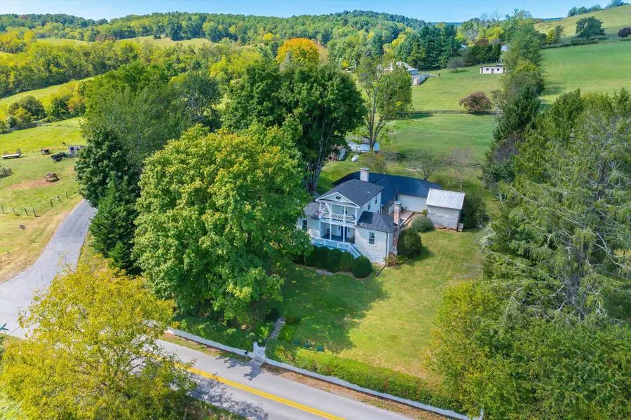 19 Mt Hermon Rd, Middlebrook, VA 24459 - #3