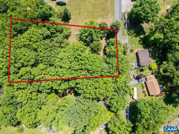 534 Dooms Crossing Rd, WAYNESBORO, VA 22980