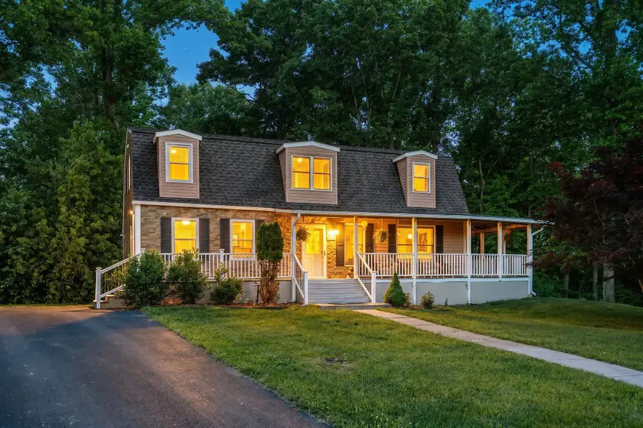 875 Campbells Hollow Rd, Middlebrook, VA 24459 - #3