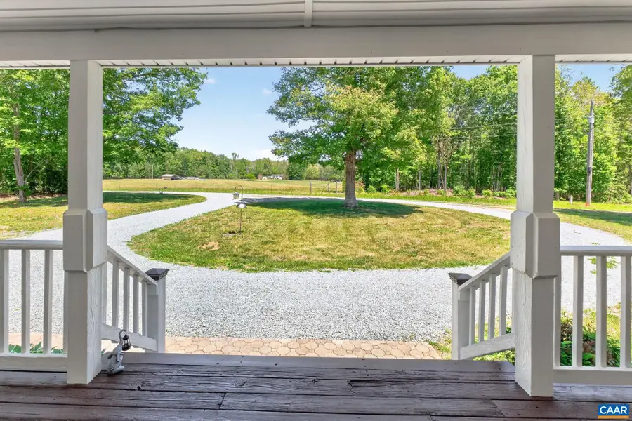 256 Wagner Pl, Palmyra, VA 22963 - #3