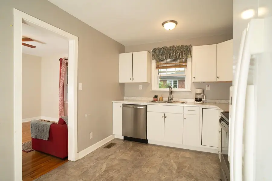 829 Virginia Ave, Harrisonburg, VA 22802 - #3
